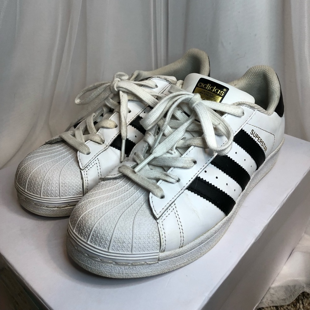 Womens Adidas Superstars